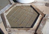 Заливка и армирование тротуарной плитки