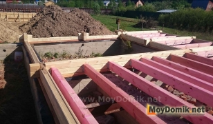 Деревянные балки перекрытия пола Деревянные балки перекрытия пола